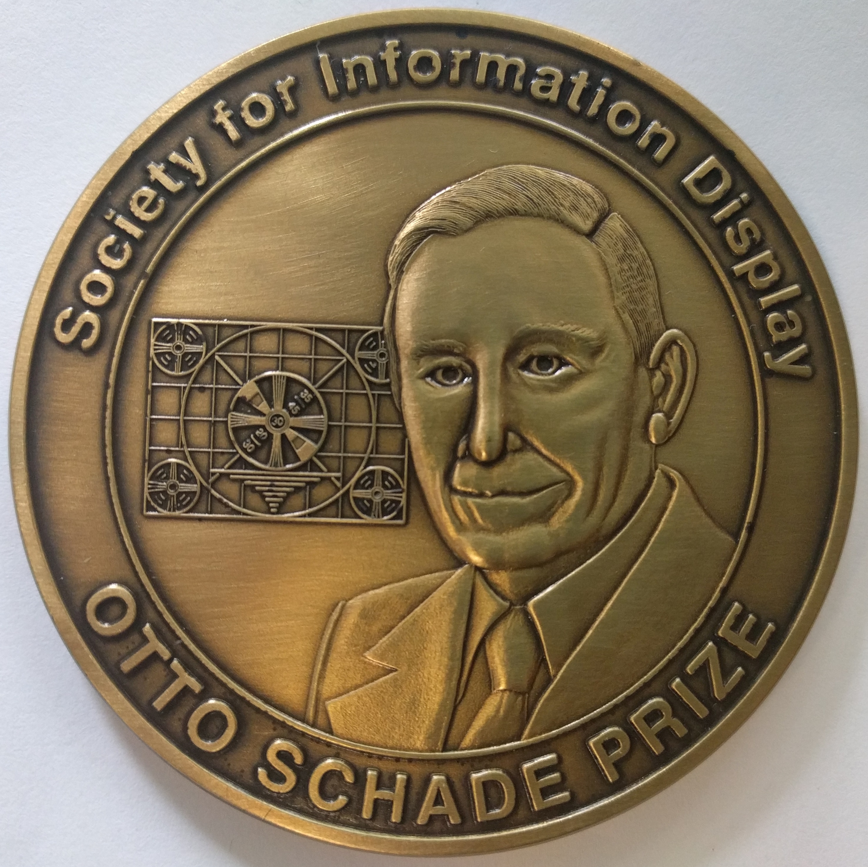 Photo of the Otto Schade Prize